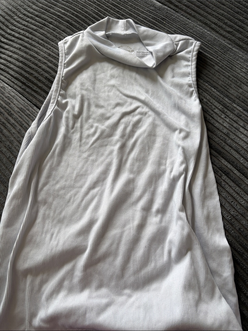 Source Unknown White Ribbed Mock Neck Tank